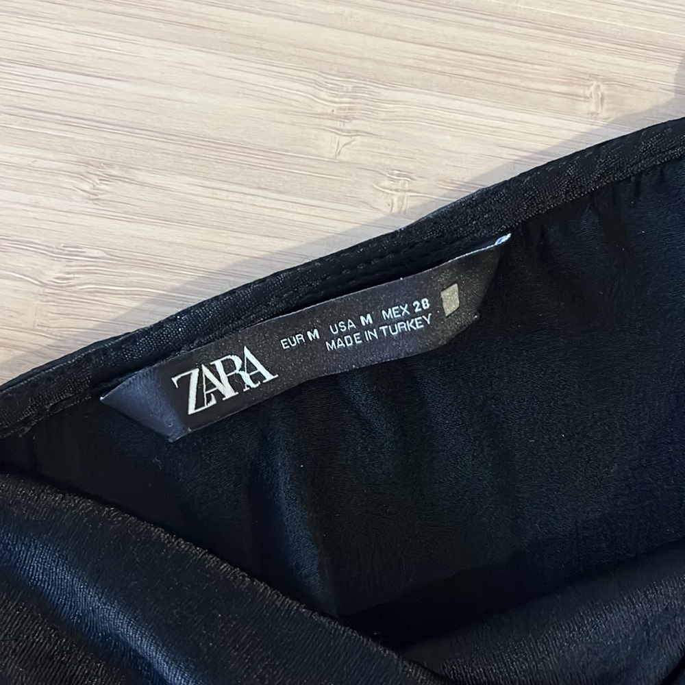 Zara Black Tank Top - Picture 3 of 3